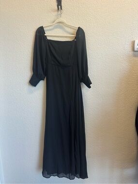 Lulu's Black Square Neck Long Sleeve Maxi Dress